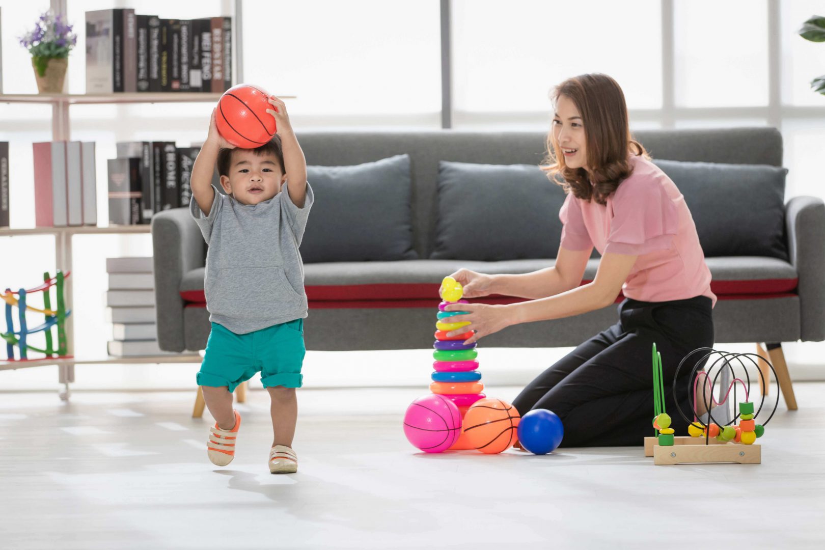 Tăng trưởng và phát triển của trẻ ở khoảng 16 đến 18 tháng tuổi
