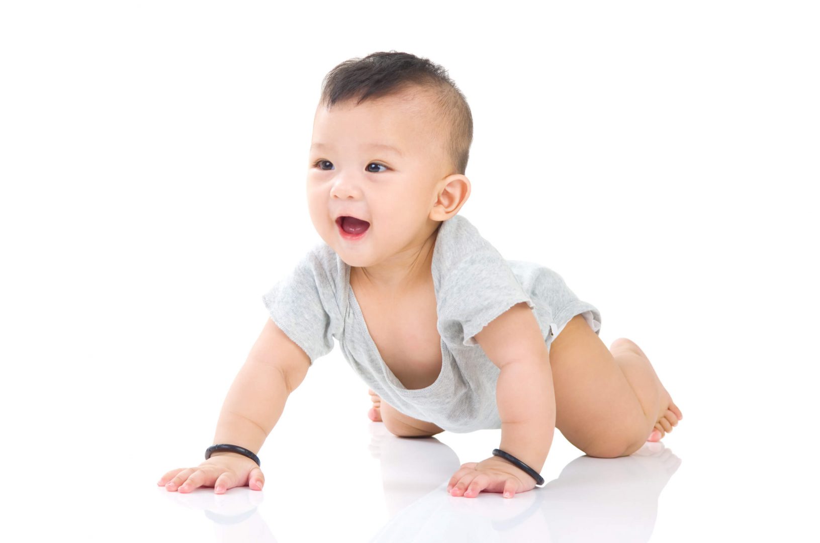 Tăng trưởng và phát triển của trẻ cho đến khi 1 tuổi: 8 ~ 9 tháng tuổ